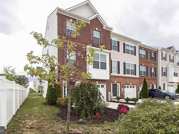 2nd image of 7735 Town View Dr