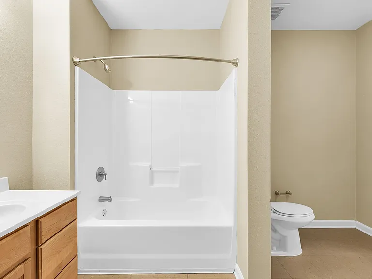 Copper View Apartments — Photo 59