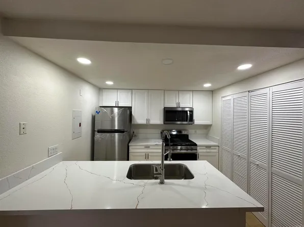 879 San Ysidro Blvd #1, San Ysidro, CA 92173