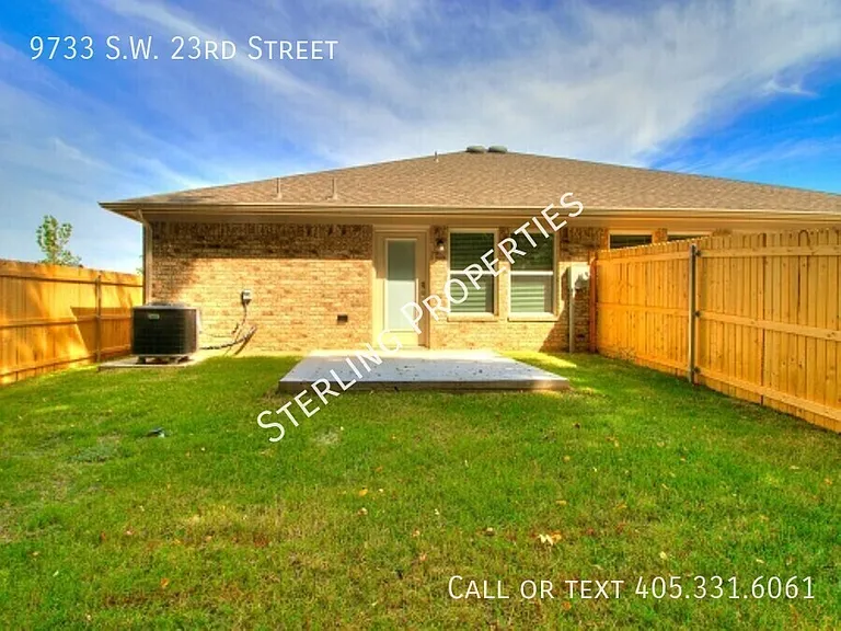 9733 SW 23rd St — Photo 28