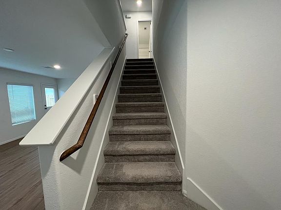 3rd image of 18922 Western Falls Ct