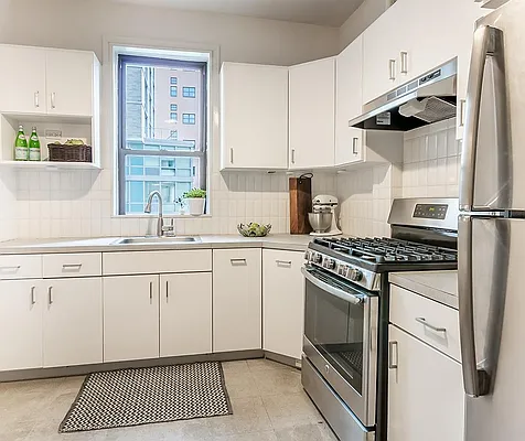 Sold by Real Direct | media 13