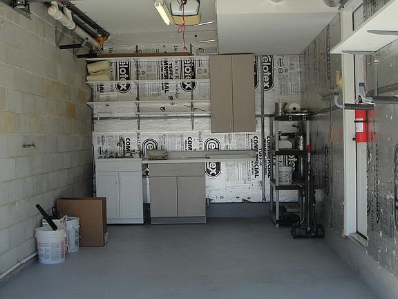 3rd image of 4828 Misty Ct