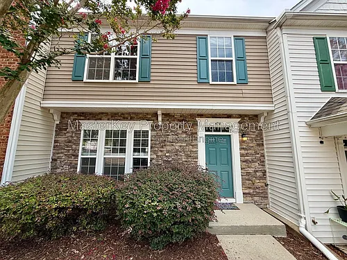 414 Walnut Woods Dr Photo 1