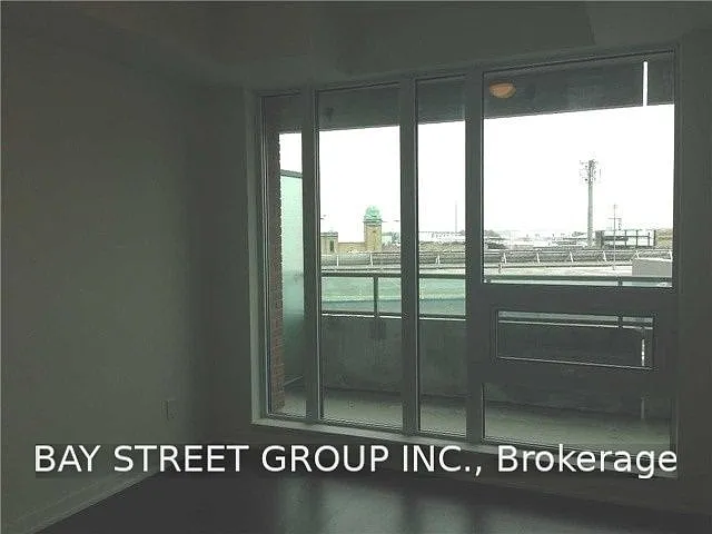 150 E Liberty St #511 — Photo 5