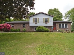 337 Salem Church Rd, Hamburg, PA 19526