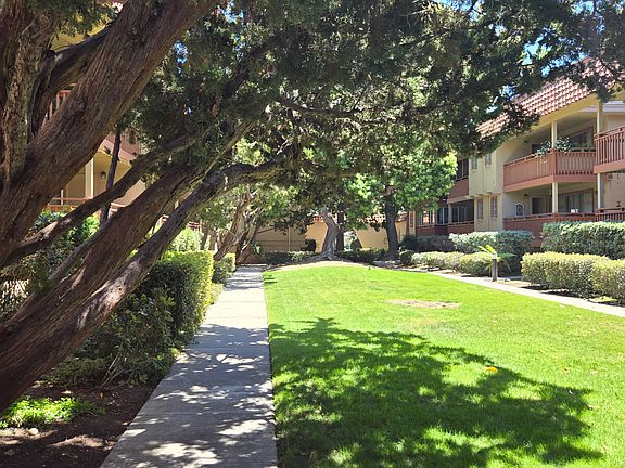 3rd image of 1107 Alta Mira Dr