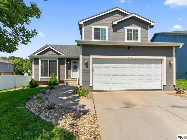 15124 Fowler Ave, Omaha, NE 68116