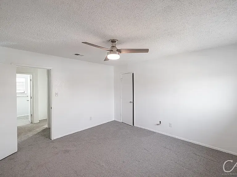 1233 Yeomans Rd — Photo 3