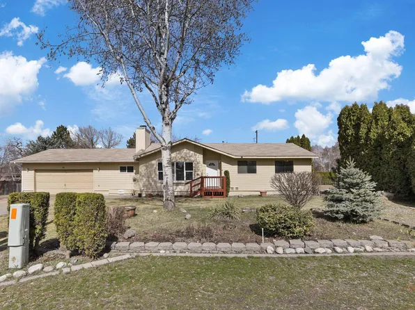 18517 E Sprague Ave, Greenacres, WA 99016