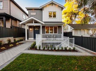 357 E 22nd St, North Vancouver, BC V7L 3C8