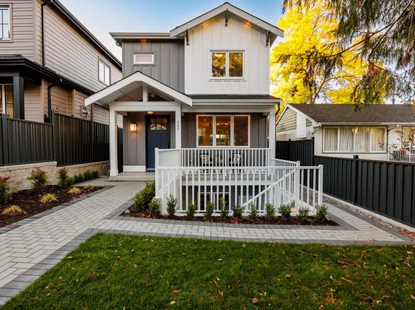 357 E 22nd St, North Vancouver, BC V7L 3C8