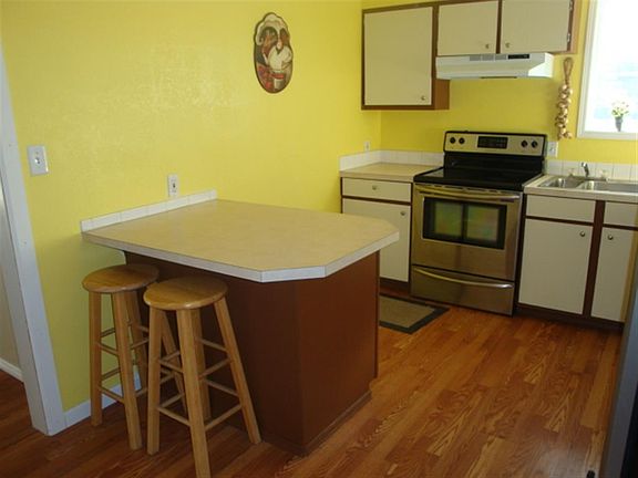 5th image of 4727 N Lacey St