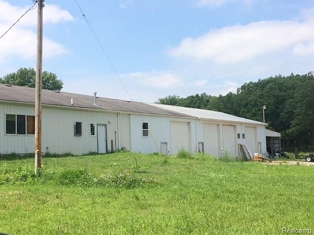 2nd image of 4718 Davison Rd