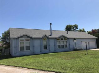 556 Lincoln Ave, Minden, NE 68959