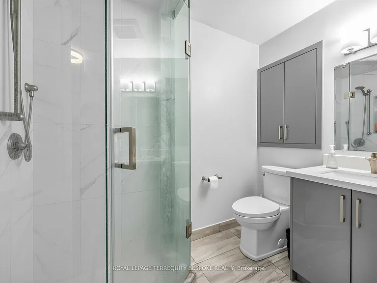 61 Chelsea Ave #4 — Photo 4