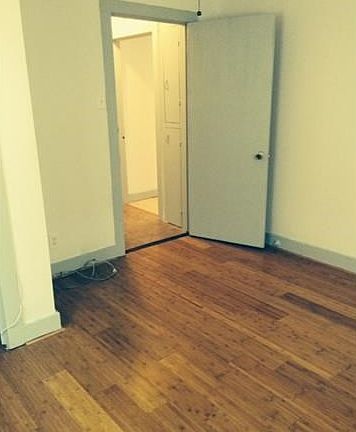 5th image of 3011 E M L King Jr Blvd