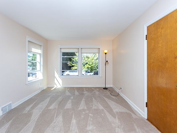 3rd image of 9145 La Crosse Ave APT 1S
