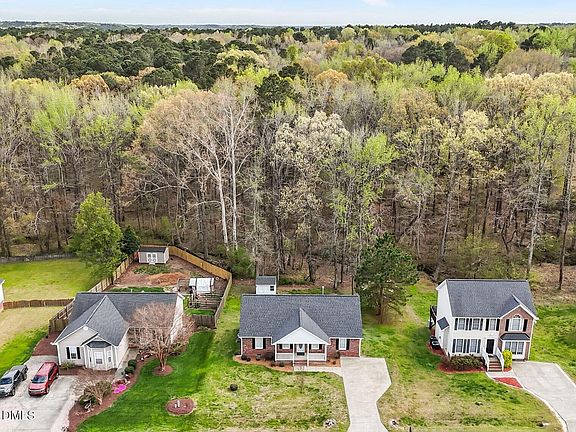 4th image of 1614 Rogers Pointe Ln