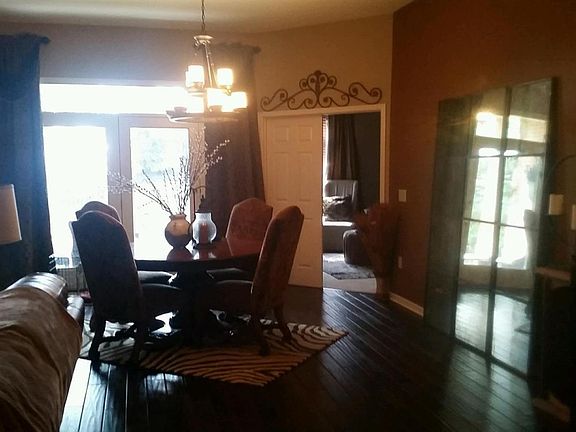 4th image of 5595 Carolina Way