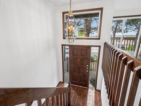 4th image of 10756 SE 93rd Ct