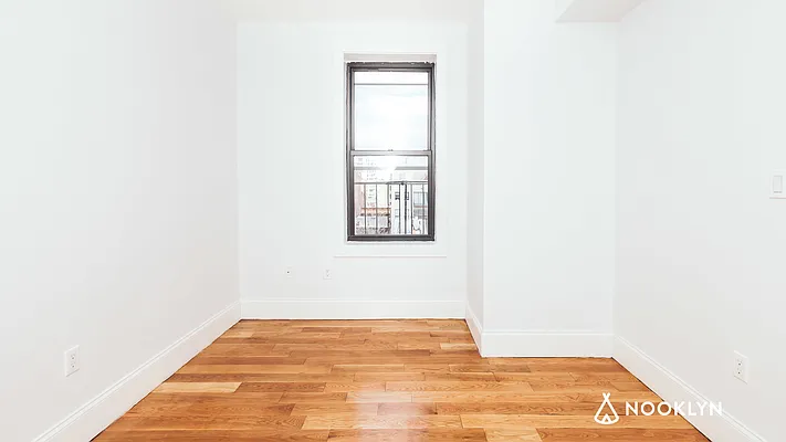 Rented by Nooklyn NYC LLC | media 11