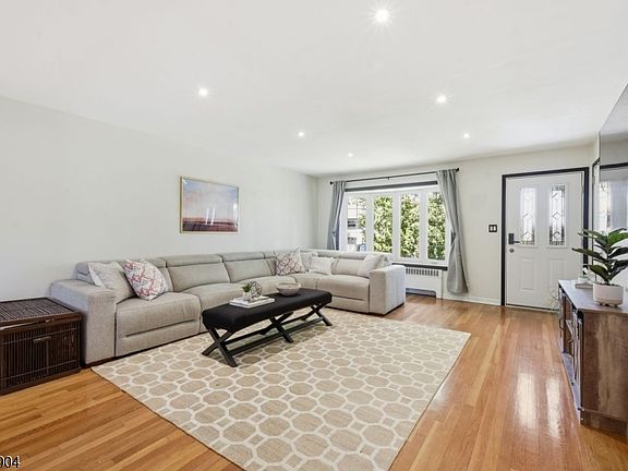 4th image of 21 Morley Lane