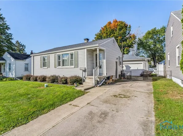 311 Independence Ave, Fostoria, OH 44830