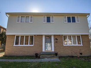 14210 Ashwood Rd, Shaker Heights, OH 44120