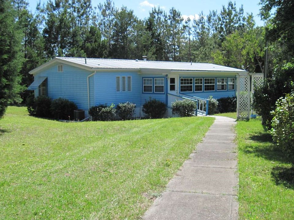 1st image of 4141 200th St