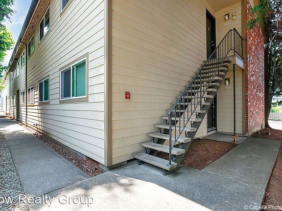 2nd image of 4210 SE Cesar E Chavez Blvd #3927593