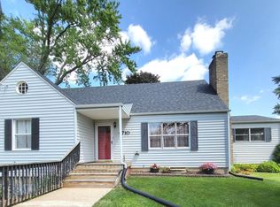 4710 Manheim Rd, Rockford, IL 61108