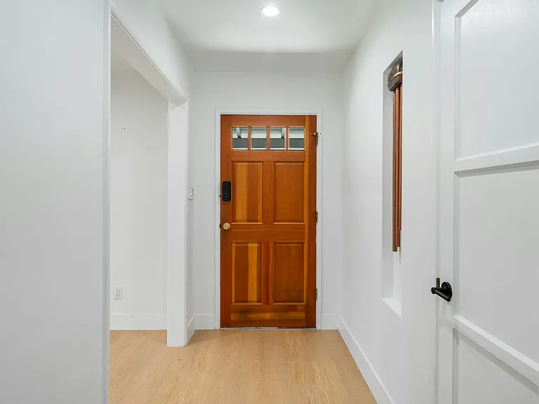 3409 Palos Verdes Dr N — Photo 27
