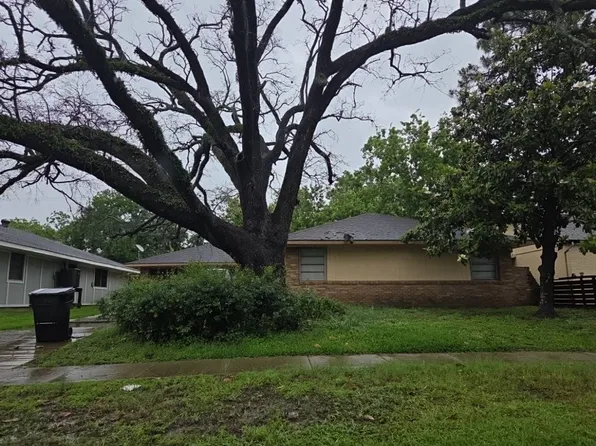 9011 Sandpiper Dr, Houston, TX 77074