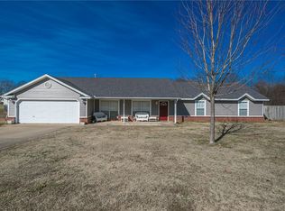 77 Debbie St, Farmington, AR 72730