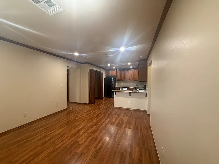 118 Sahoma Ter — Photo 12