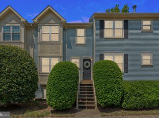 203 Fernwood Pl, Warrenton, VA 20186