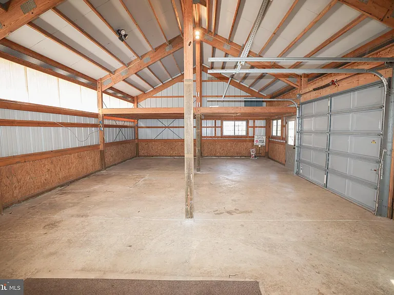 23891 Deep Hollow Ln — Photo 44