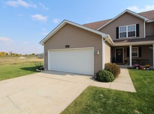 1985 Mountain Rd, Morris, IL 60450