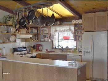 4th image of 687-115 Cherry Way