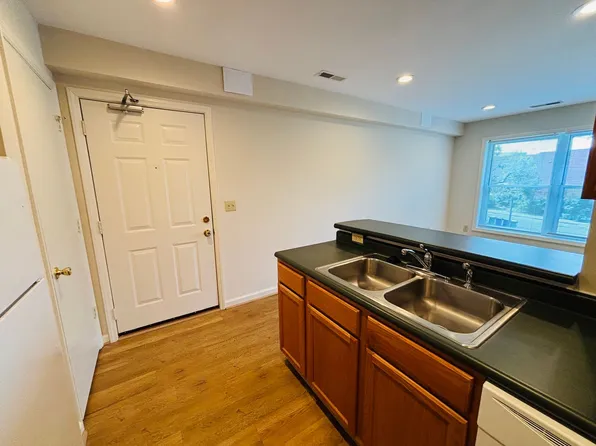 800 Orchard St, Blacksburg, VA