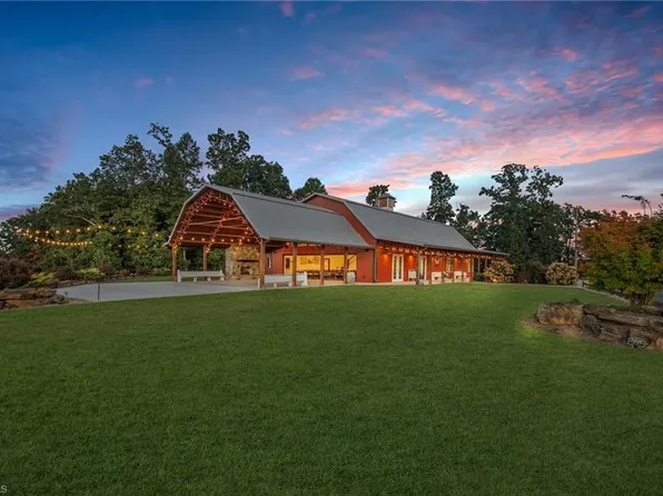 6572 Burkemont Rd, Morganton, NC 28655