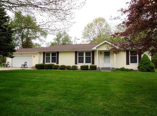 906 Cram Ln, Albion, MI