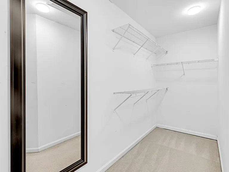 6880 Ridge Water Ct — Photo 13