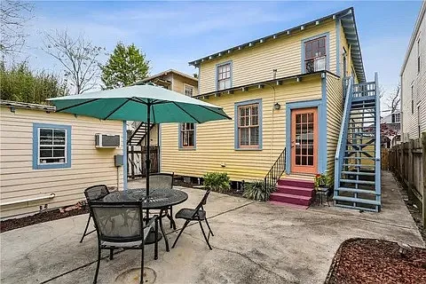 Adams St — Photo 10