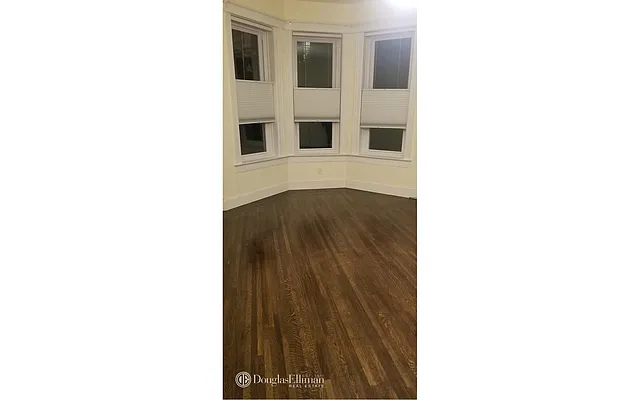 Rented by Douglas Elliman | media 14