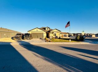 3720 Saguaro Dr, Carlsbad, NM 88220