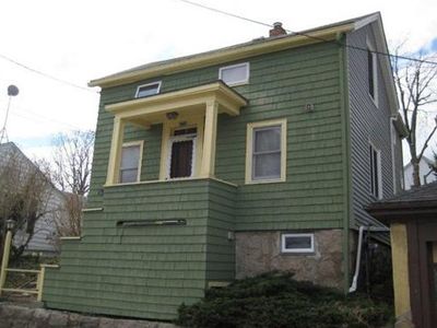139 Walker St, Fall River, MA, 02723