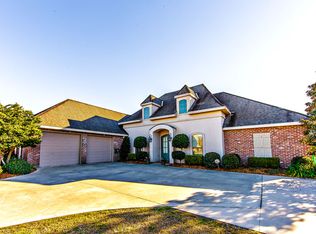 258 Hermitage Loop, Houma, LA 70360