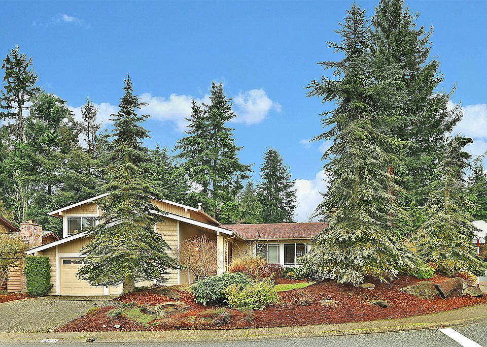 1st image of 15803 SE 46th Way